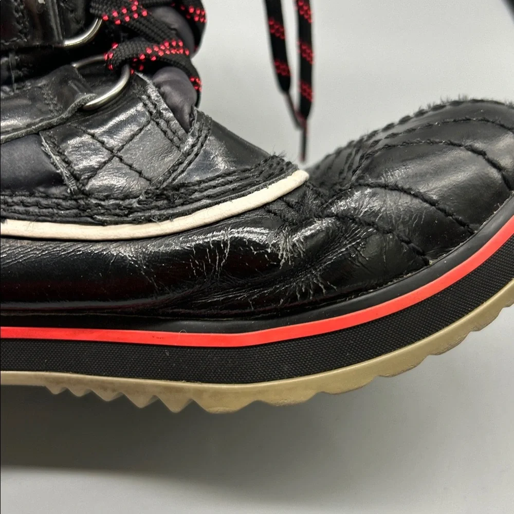 SOREL Tofino Sz 7 Black Fur Lined Womens Winter Snow Ski Boots EUC Waterproof